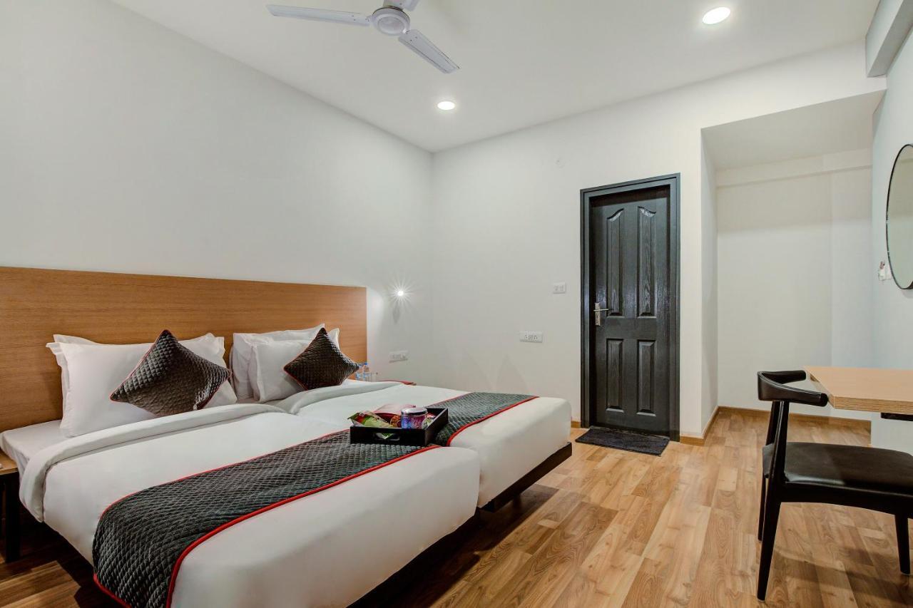 OYO Flagship 81424 Hotel Evergreen Faridabad Exterior foto